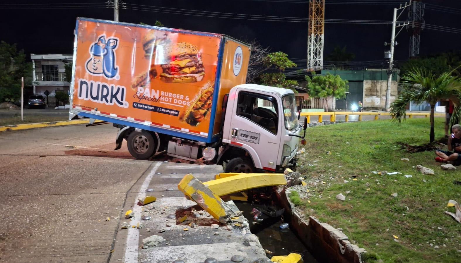 accidente rotonda de Las Flores