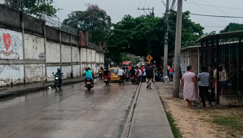 atentado Cárcel Distrital El Bosque